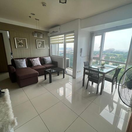 De Luxe, Standard And Studio Suites -The Breeze Residences-Close To Airport,Mall Of Asia, Us Embassy マニラ市 エクステリア 写真