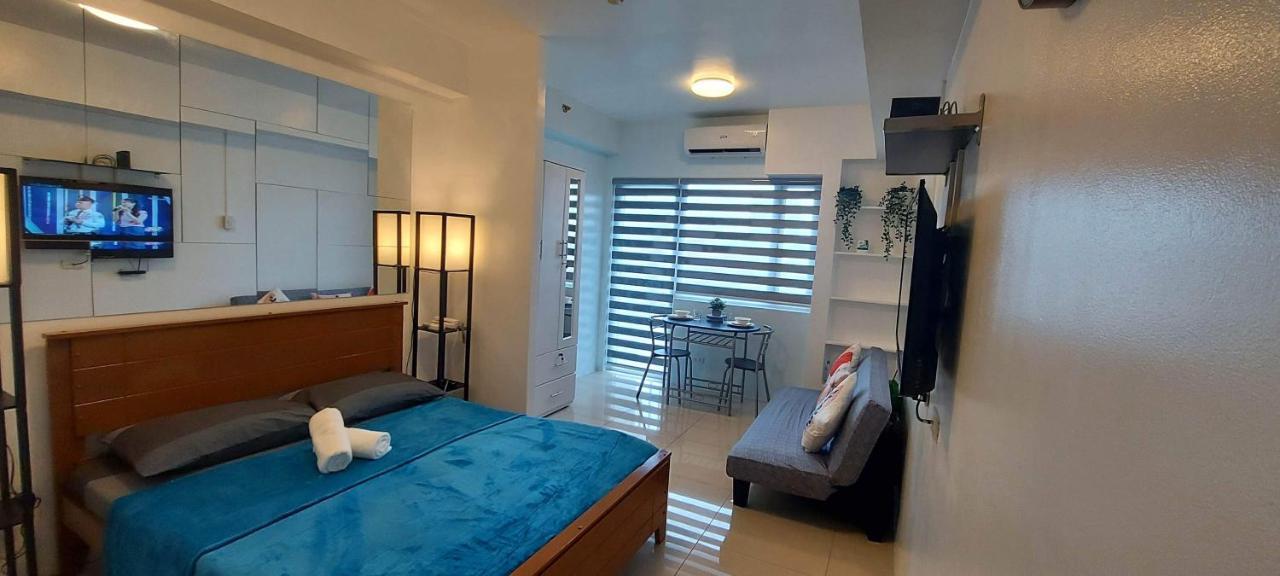 De Luxe, Standard And Studio Suites -The Breeze Residences-Close To Airport,Mall Of Asia, Us Embassy マニラ市 エクステリア 写真