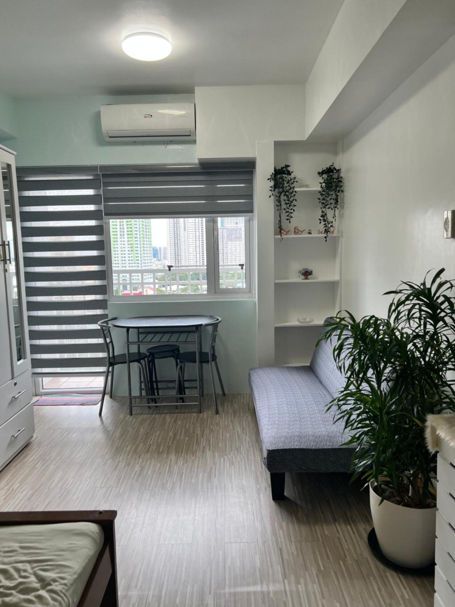 De Luxe, Standard And Studio Suites -The Breeze Residences-Close To Airport,Mall Of Asia, Us Embassy マニラ市 エクステリア 写真